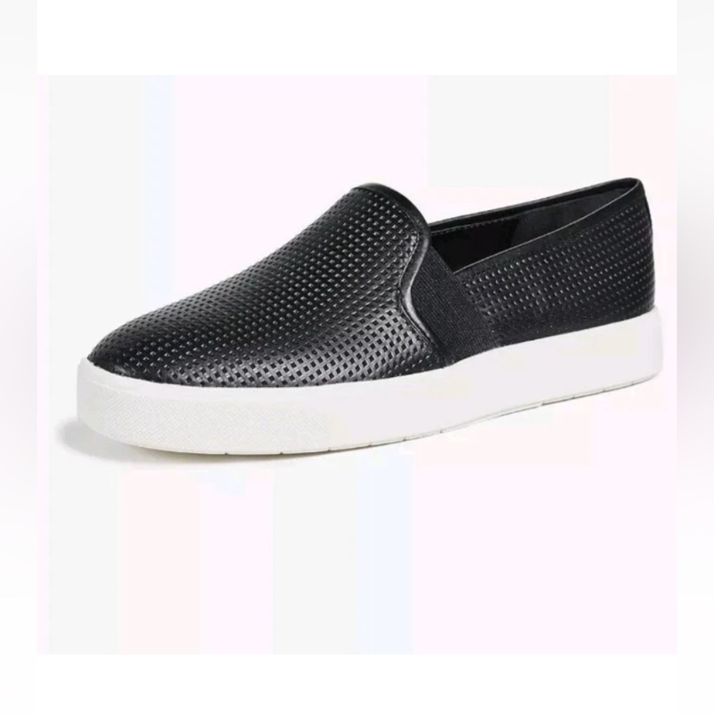 Vince Blair Leather Slip-On Platform Sneakers Women Sz 7 Black Minimalist Casual